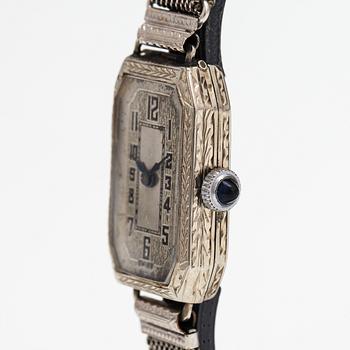 Wrist watcj 17 x 26 mm.