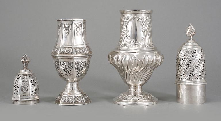 SOCKERSTRÖARE, 2 st, silver, delvis London, 1800-talets slut, vikt 393 gram.