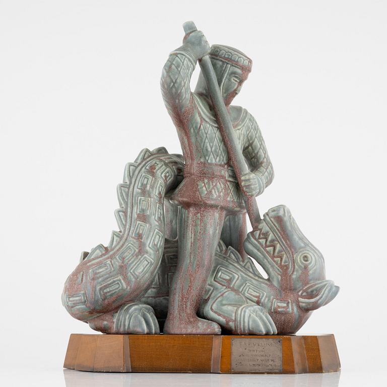 A stoneware figurine by Gunnar Nylund, Rörstrand, numbered 14/25.