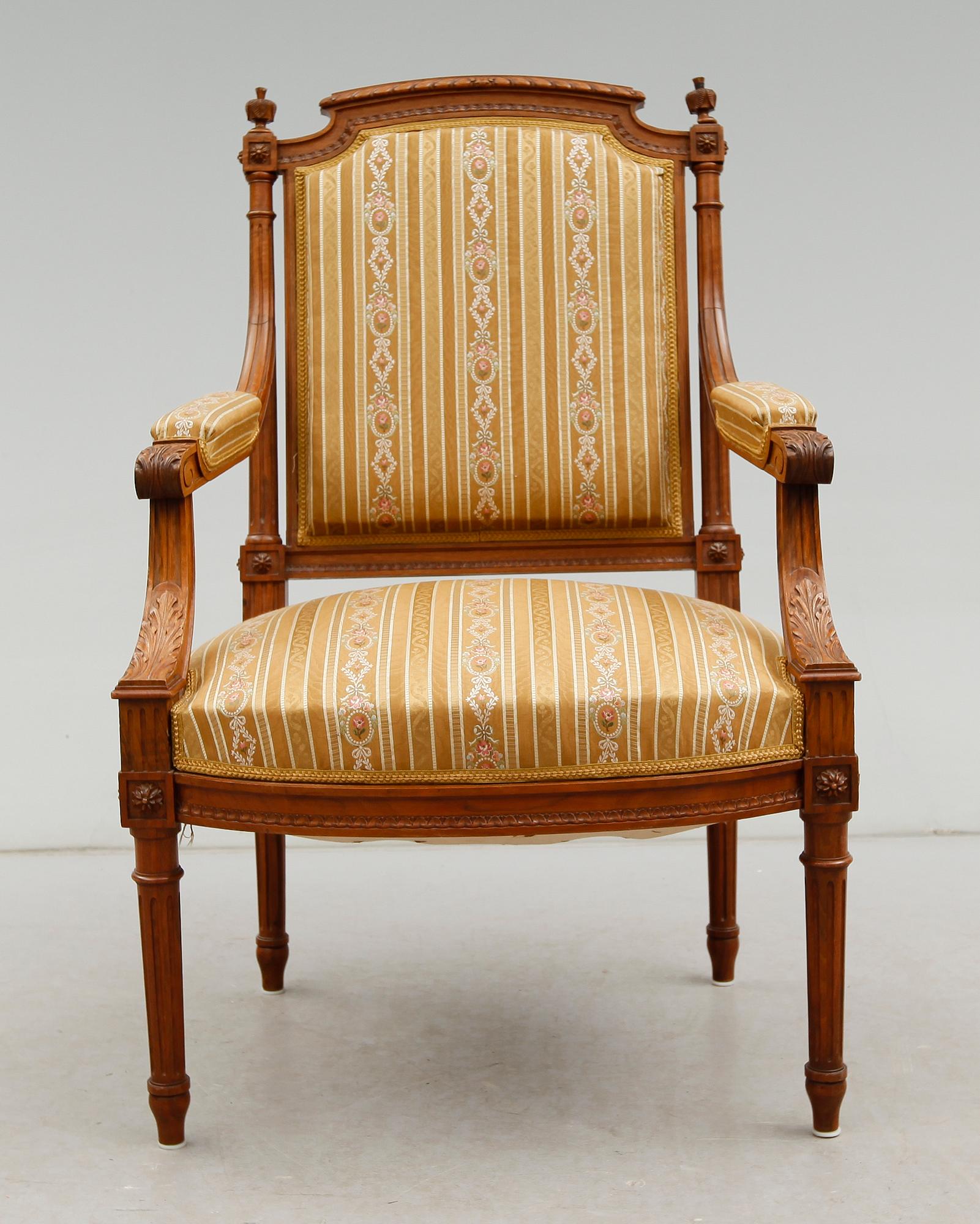 KARMSTOL, gustaviansk stil, 1800-talets andra hälft.