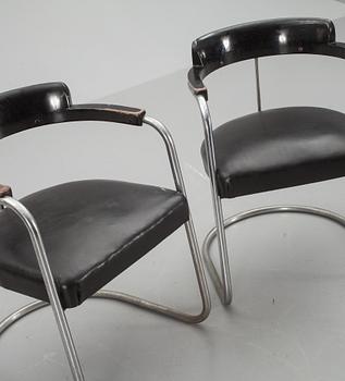 KARMSTOLAR, ett par, 1930-40-tal.