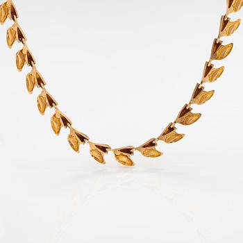 Björn Weckström, Halsband "Rullande vågor", 14K guld. Lapponia 1968.