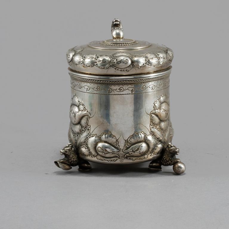STOP, silver, barockstil, 1946. Vikt 620 gram.