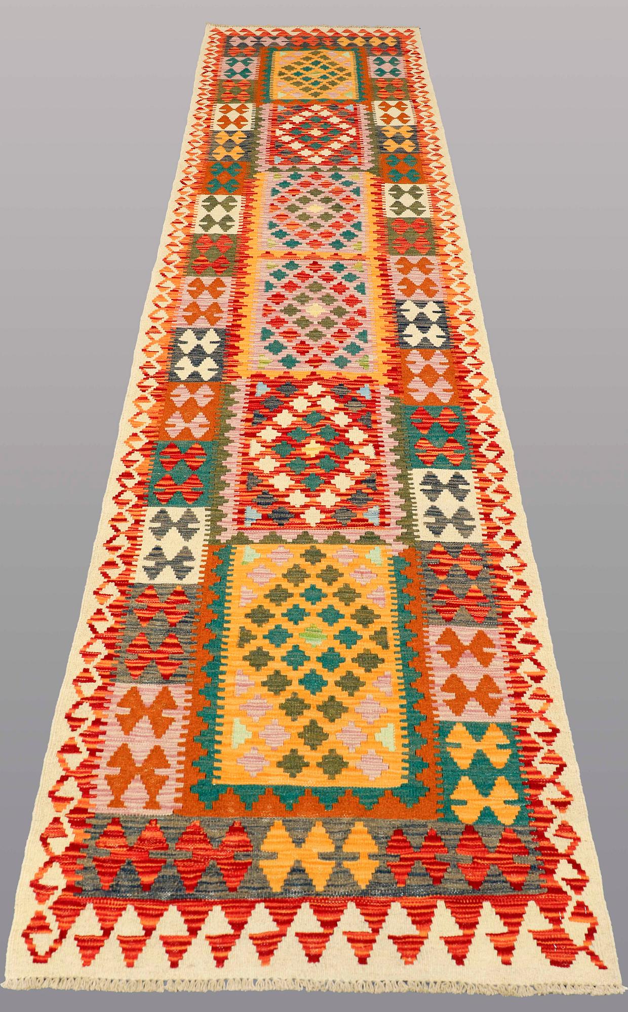 A RUNNER, Kilim, ca 390 x 84 cm.