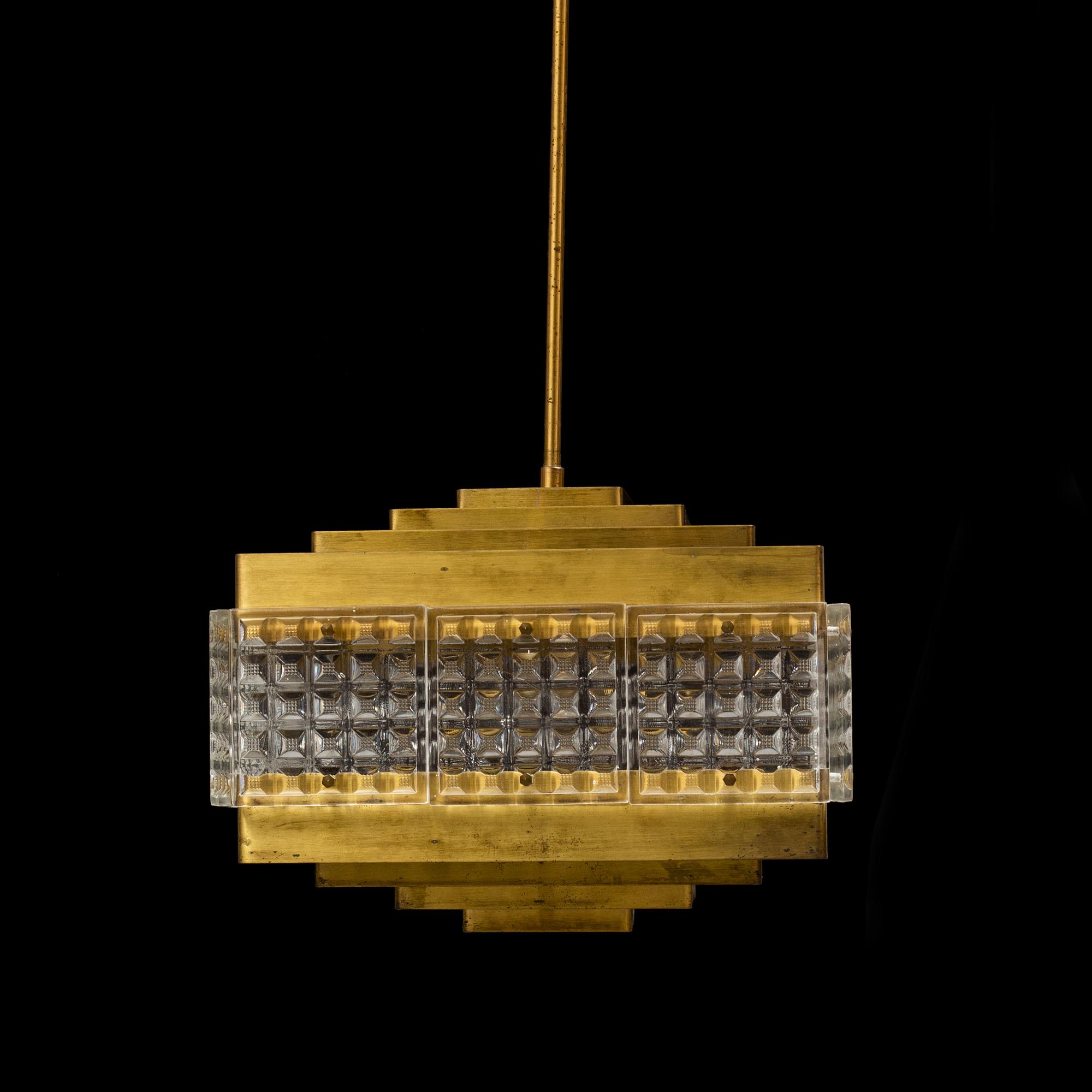 TAKLAMPA, mässing och glas, 1900-talets andra hälft.