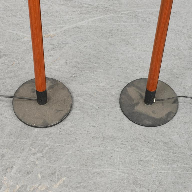 A pair of late 20th Century floor lights.