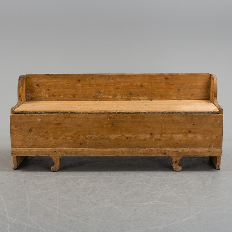 A pine sofa, 19th Century.