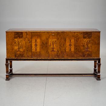 SIDEBOARD, Svenska Möbelfabrikerna Bodafors, 1900-talets första hälft.
