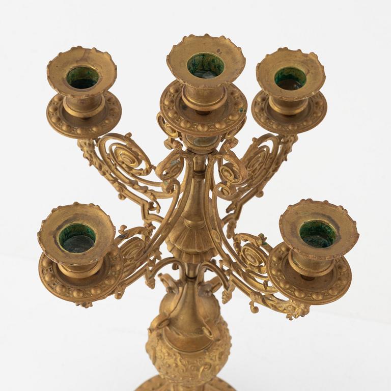Kandelabrar, ett par, för fem ljus, 1800-talets andra hälft.