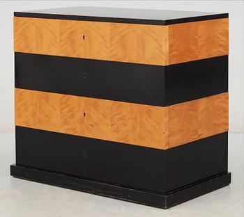 An Axel Einar Hjorth birch chest of drawers, 'Grand', Nordiska Kompaniet, NK, Stockholm 1930.