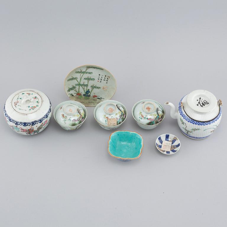 PARTI PORSLIN, 8 delar, Kina, 1800- och 1900-tal.