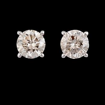 ÖRHÄNGEN, 14K vitguld, briljantslipade diamanter tot ca 0.50 ct.