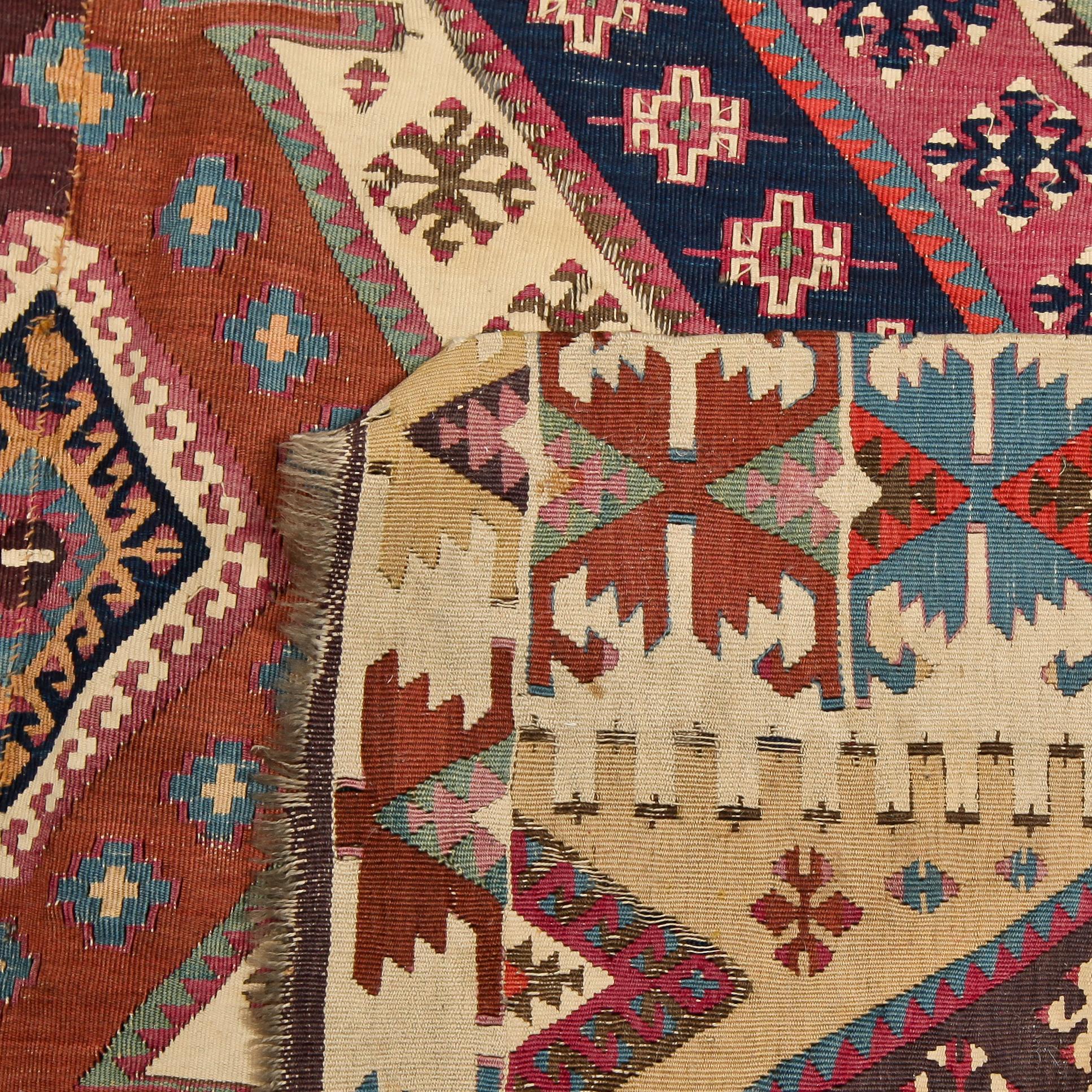 MATTA, Kaukasisk Kelim, antik. 357 x 157 cm.