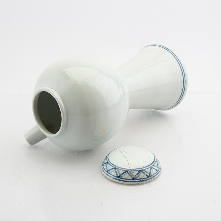 Dish and jug with lid Delft mid-20th century faience.