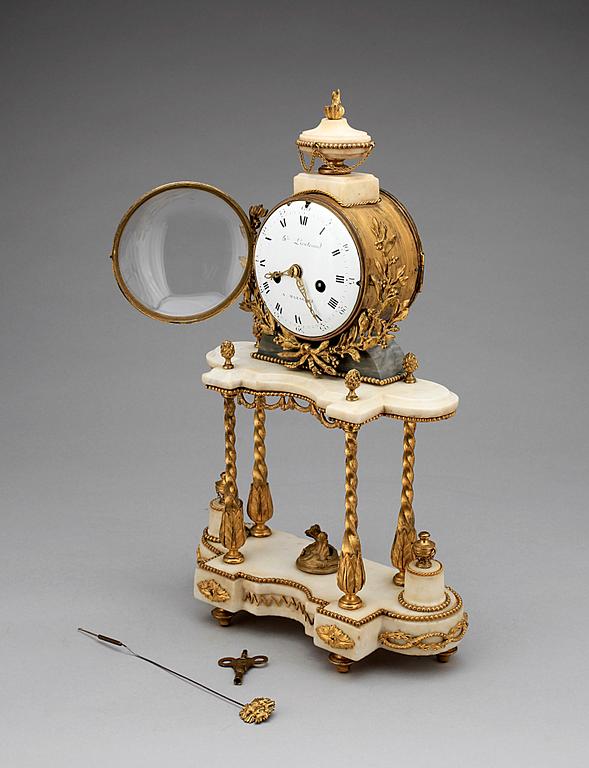 BORDSPENDYL, Honoré Lieuteaud, Louis XVI, Frankrike, 1700-tal.