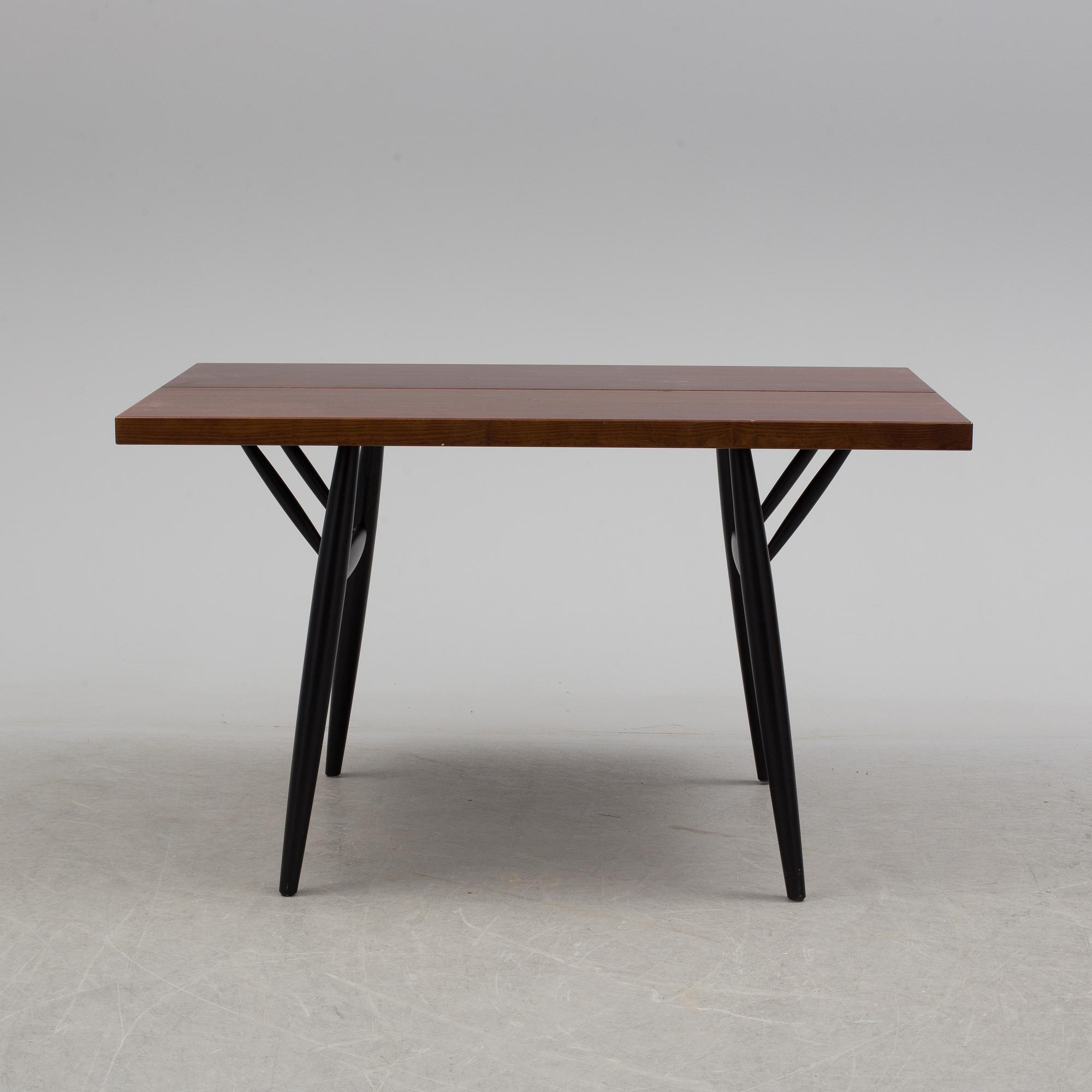 ILMARI TAPIOVAARA, möbelgrupp 4 delar, "Pirkka", Artek, Finland, 2000-tal.