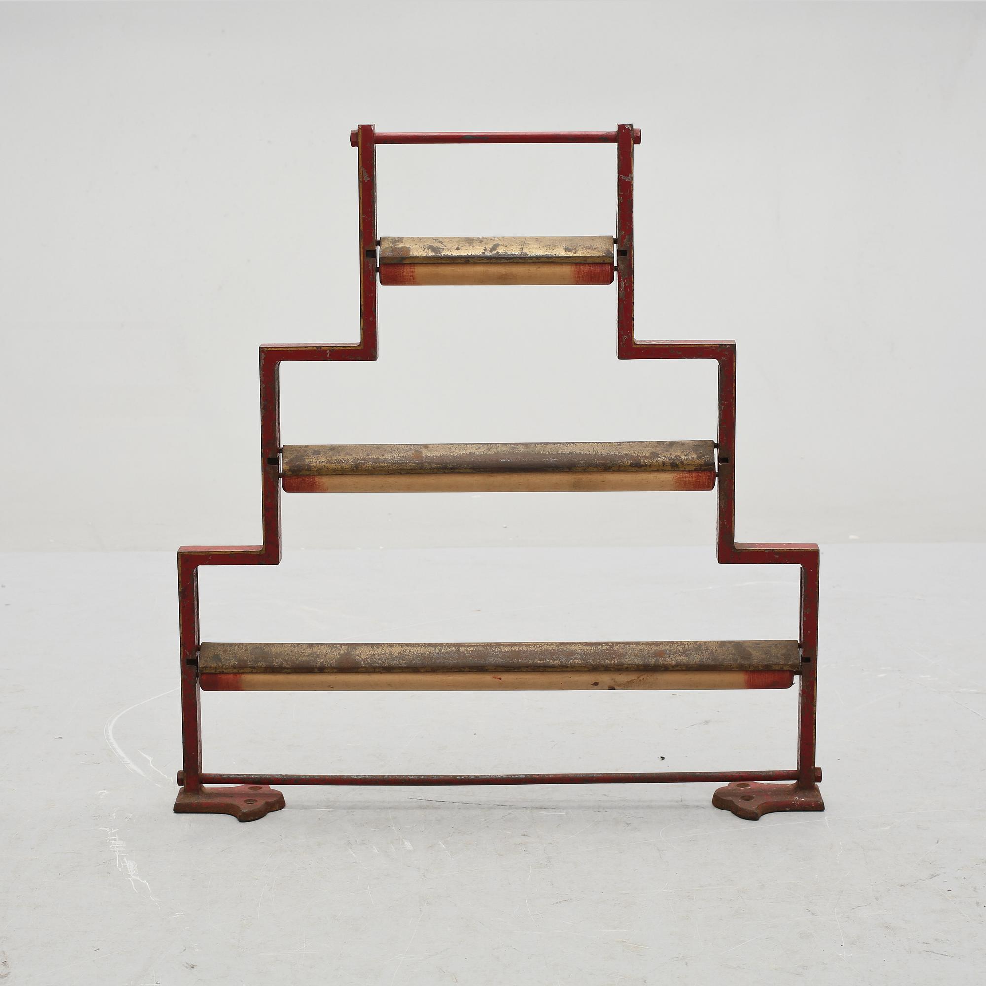 PAPPERSHÅLLARE, 1900-talets första hälft.