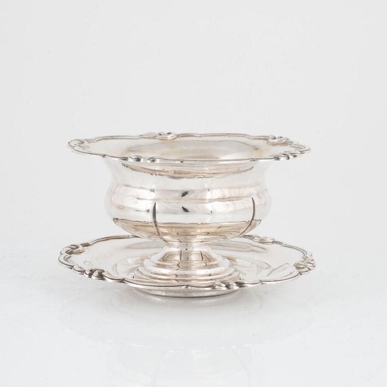 Gustaf Theodor Folcker, skål på fot, silver, Stockholm 1856.