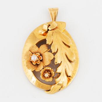 HÄNGE, 18K guld med två halvpärlor.