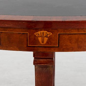 A 1930's table.