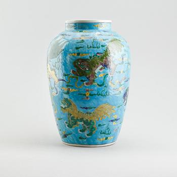 VAS, porslin, Kina, modern tillverkning.