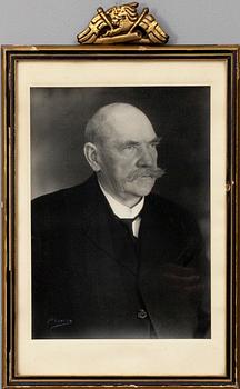 FOTOGRAFIER, 6 st, Finlands Presidenter 1919-1956,  sign. bl. a. Ateljé Apollo, Ateljé Tenhovaara.