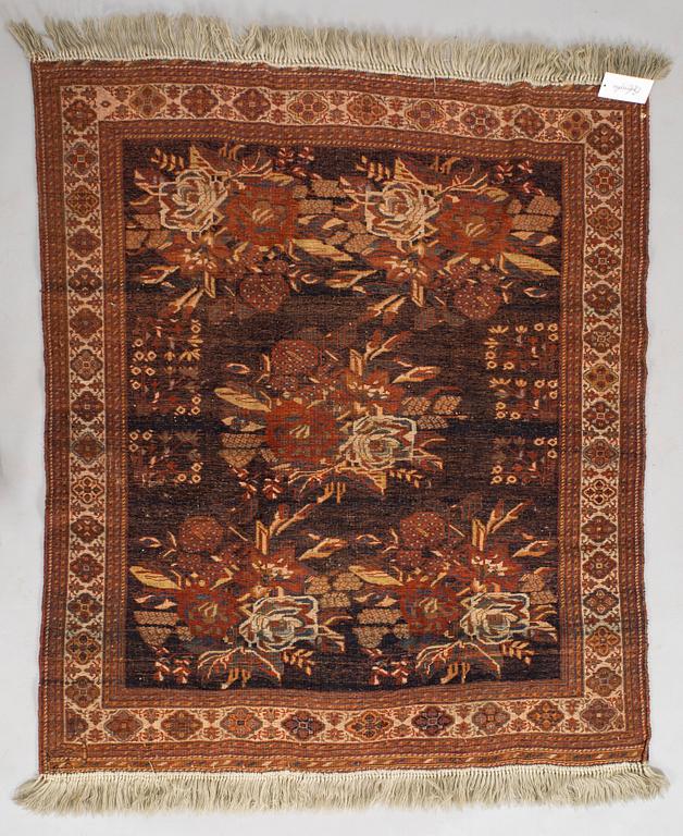 Matto, "Gol Farang" -kuvio, mahdollisesti Afshar, n. 146 x 127 cm.