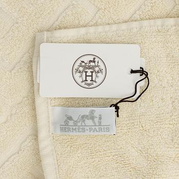 Hermès, a set of two towels.