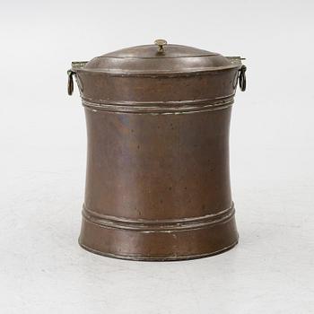 Water barrel, 19th century.