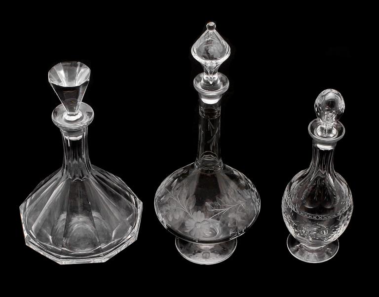 KARAFFER, 3 st, glas, bl a Boda, 1900-talets mitt.