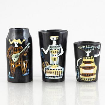 Lisa Larson, vaser, 4 st och fat, 2 st, stengods, ur serien "Varieté", Gustavsberg.