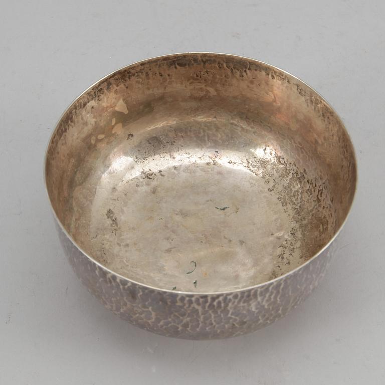 SKÅL, silver, Råström, Stockholm 1972. Vikt ca 276 gram.