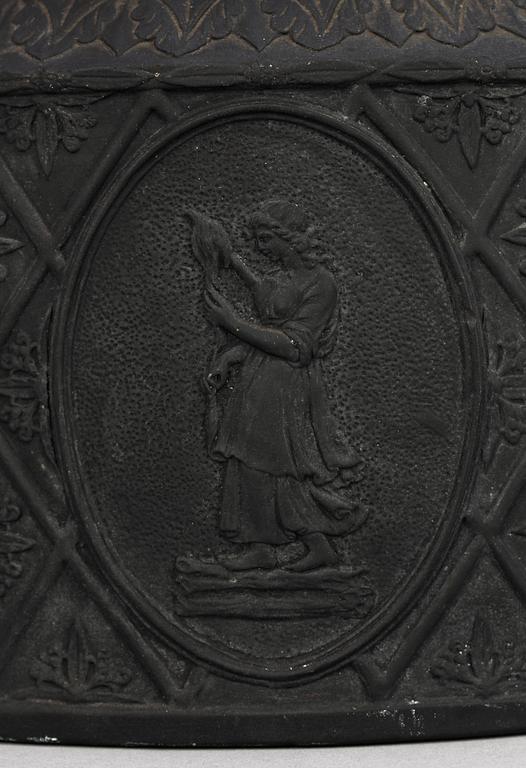 TEKANNA SAMT TILLBRINGARE, 2 st, basalt samt jasperware, Wedgwood, 1800-tal.