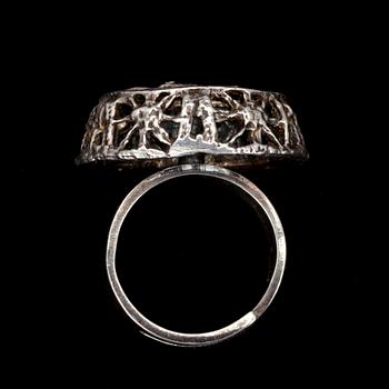 RING, silver, Pentti Sarpaneva 1971. Vikt 10,3 g.