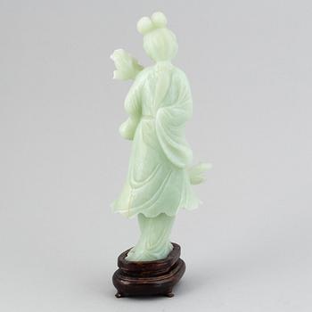 An elegant figure of Guanyin, China, 20th Century.