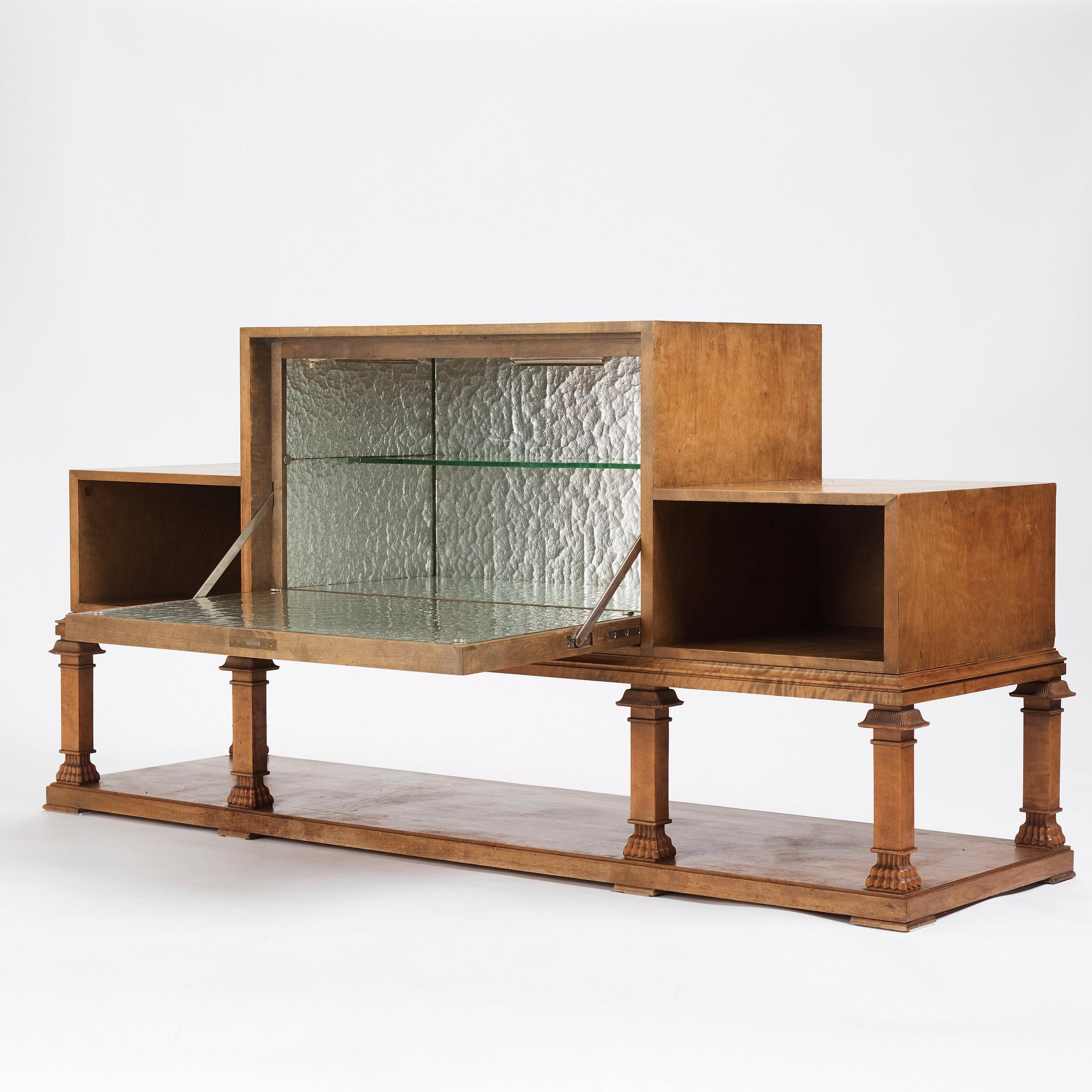 Axel Einar Hjorth, sideboard / barskåp, "Caesar", specialbeställt, Nordiska Kompaniet 1935.