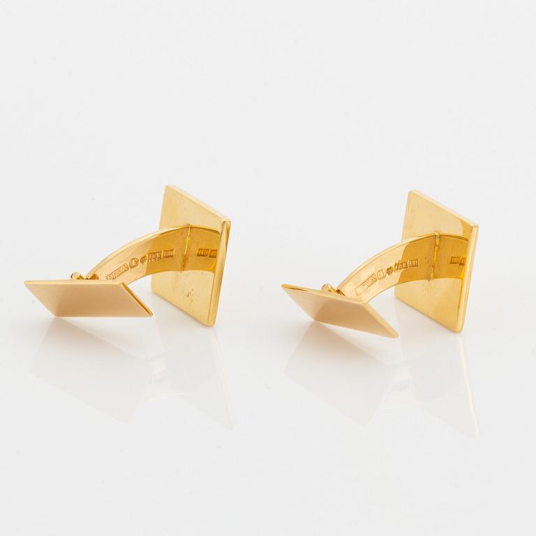 Efva Attling, 18K gold cuff links.