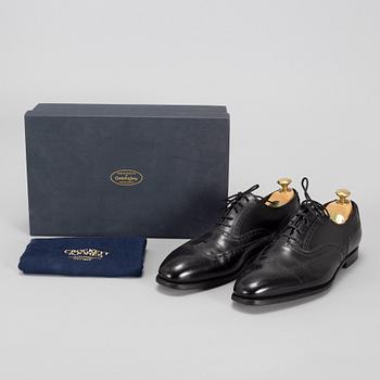 CROCKET & JONES, herrskor, brogues "Clifford Black leather sole", England, storlek 45.