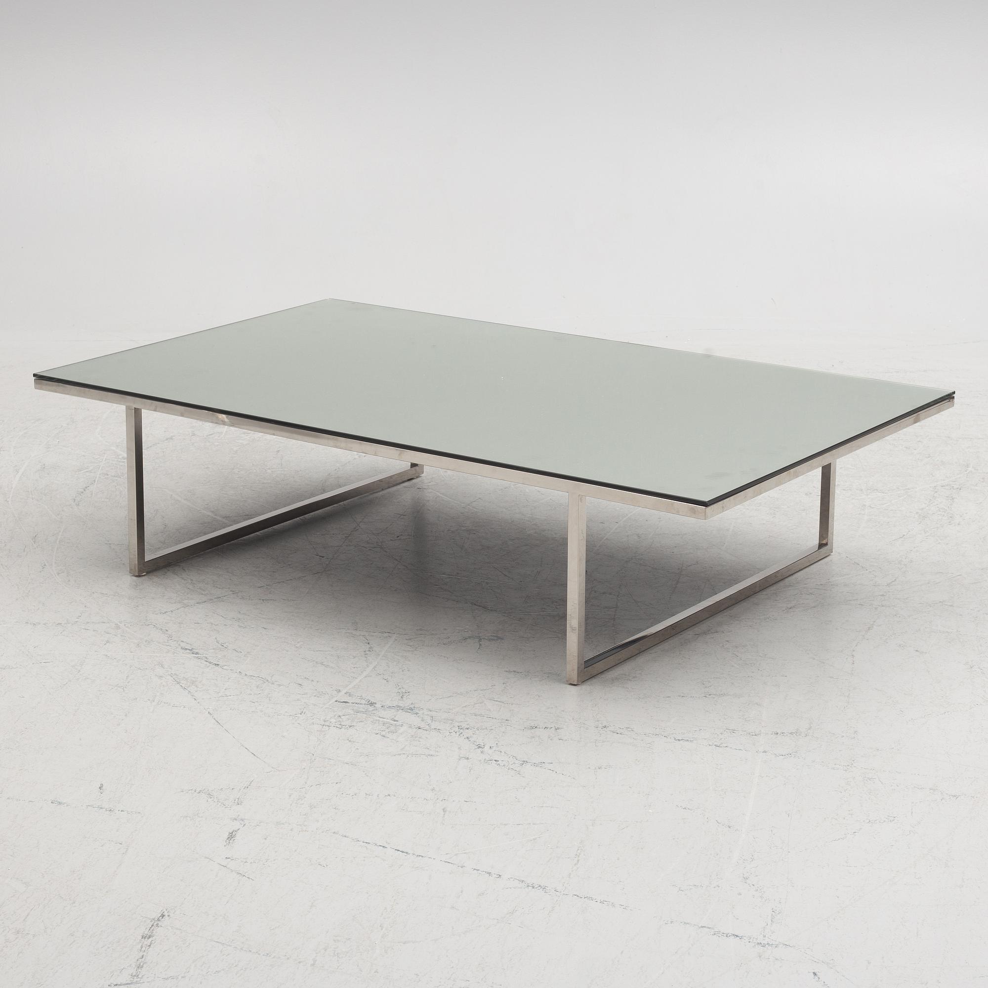 Coffee table, contemporary.