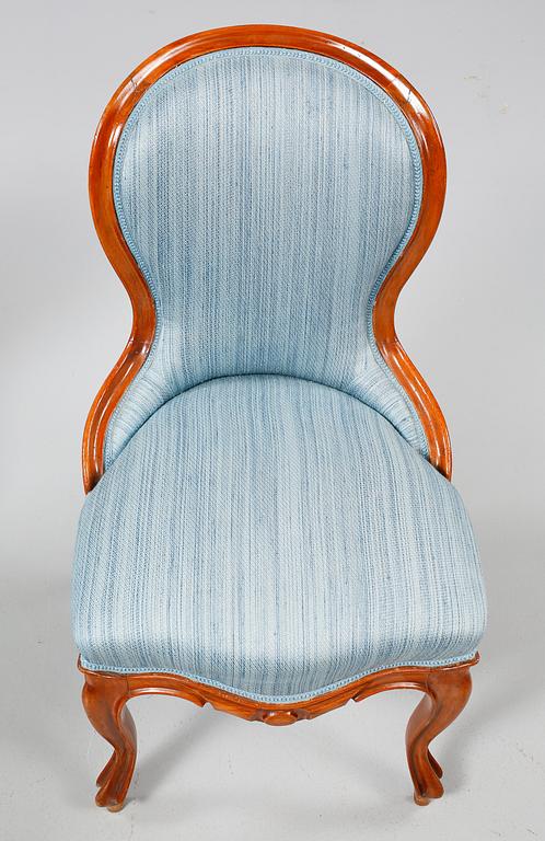 EMMAFÅTÖLJER, ett par, nyrokoko, sent 1800-tal.