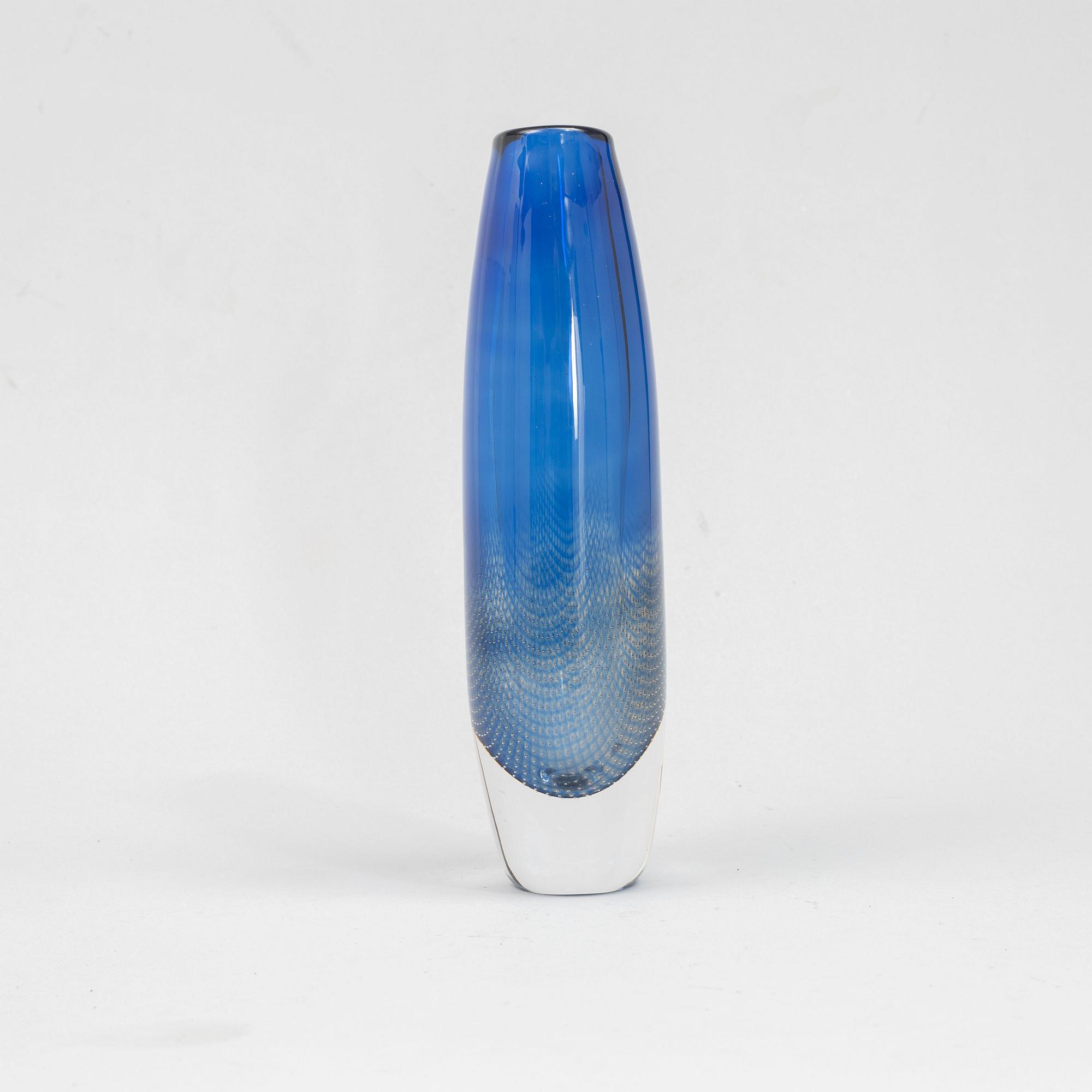 Sven Palmqvist, a "Kraka" vase, Orrefors Gallery, produced in the 20th century.