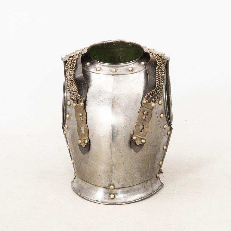 Helmet and cuirass 3 dlr  second half of the 19th century.