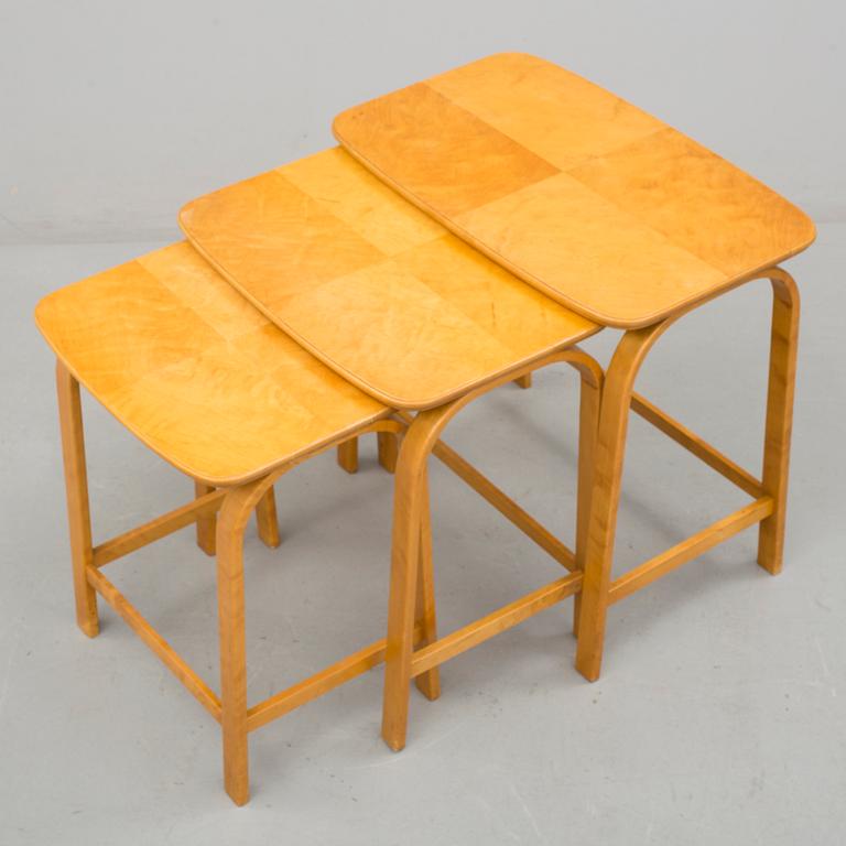 SATSBORD, 3 delar. "741", Axel Larsson, Svenska Möbelfabrikerna Bodafors, 1930-tal.