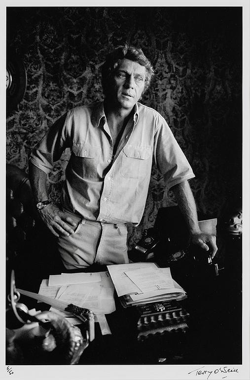 Terry O'Neill, fotografi signerad och numrerad 5/50.