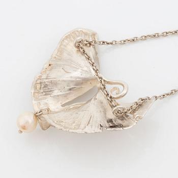 Silver necklace with pearl, Minowa Atelje Etsuko Minowa.