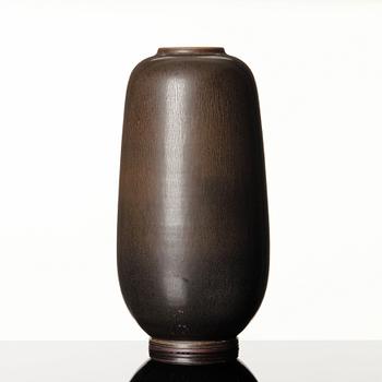 Berndt Friberg, a stoneware vase, Gustavsberg studio, Sweden 1959.