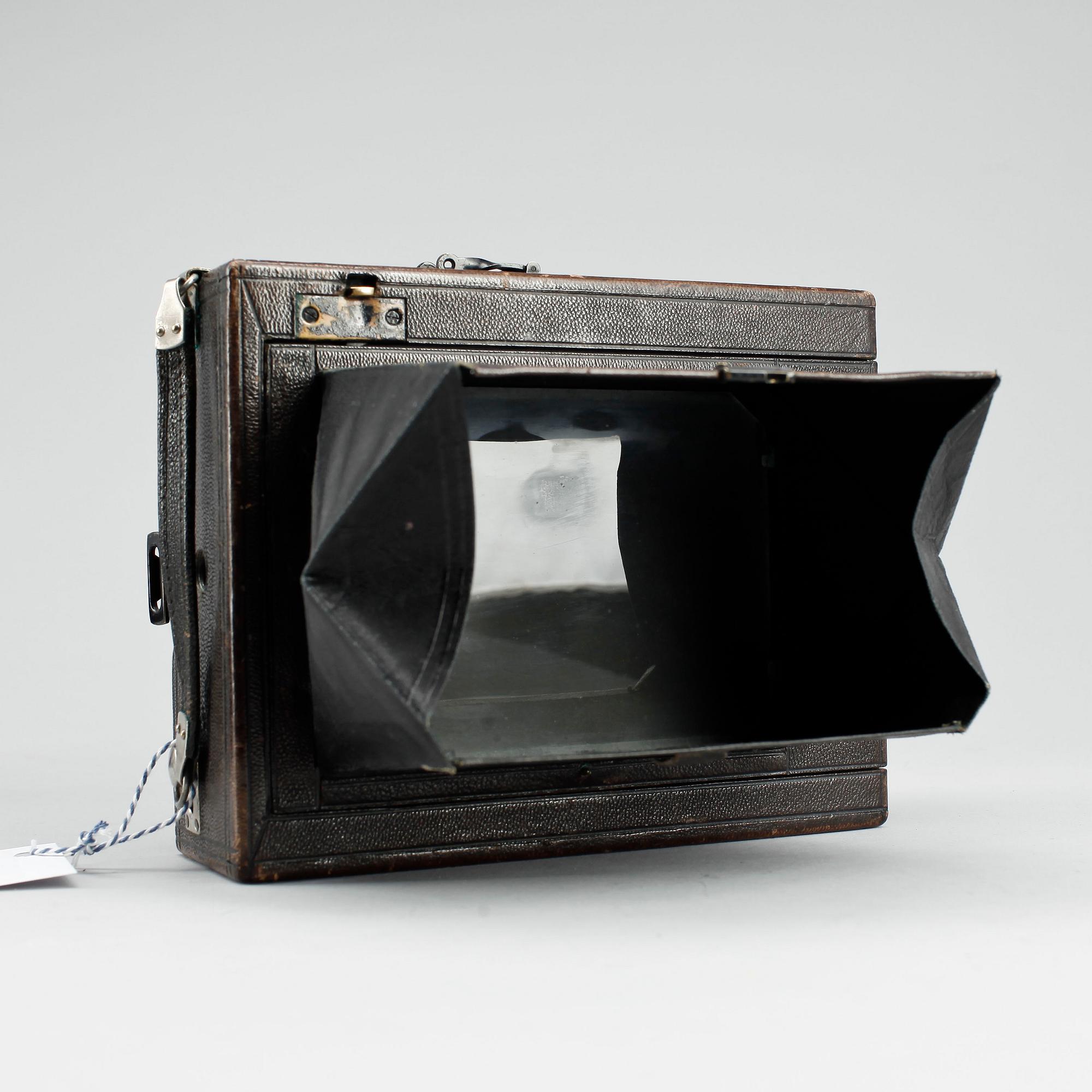 PARTI KAMEROR, 2 st, Nettel Sontheim a. Neckar, nr 168114 samt Agfa Billy Clack modell 74. Tyskland. 1920-1930-tal.