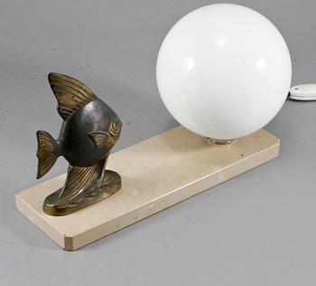 BORDSLAMPA, 1900-talets andra kvartal.