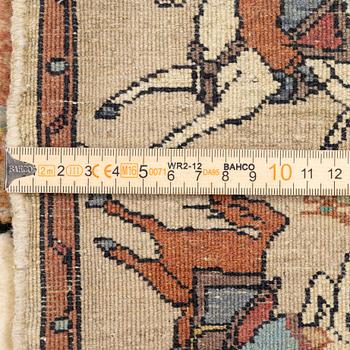 Carpet, figural, 175 x 110 cm.