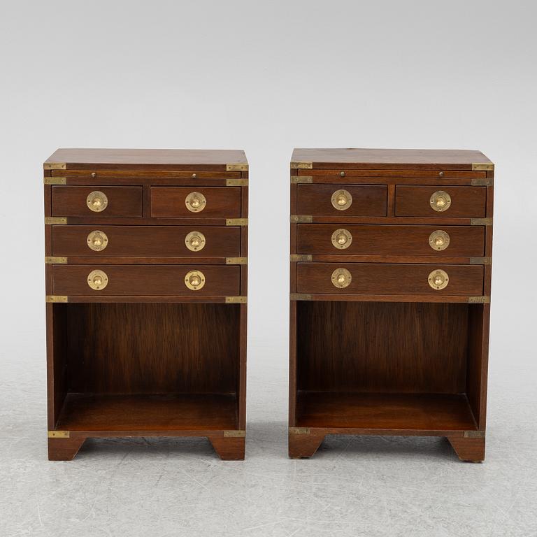 Sängbord, ett par, 1900-talets andra hälft.